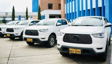 Gobierno entrega 66 camionetas para fortalecer salud rural en 23 provincias