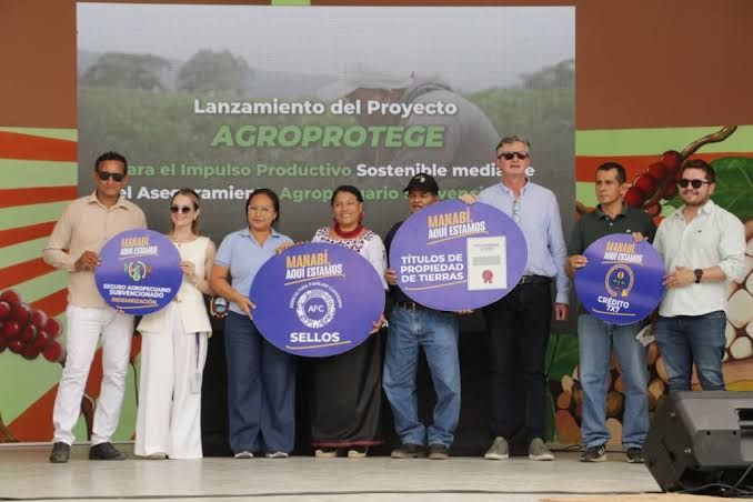 Gobierno impulsa la seguridad alimentaria con el seguro AGROPROTEGE para 80 mil productores