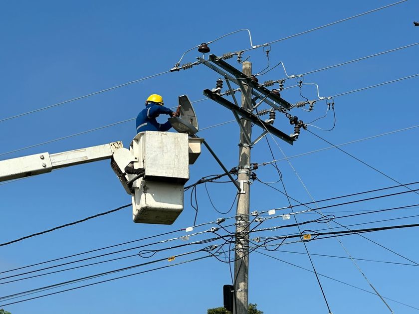 Gobierno elimina cortes semanales a industrias y prioriza estabilidad energética