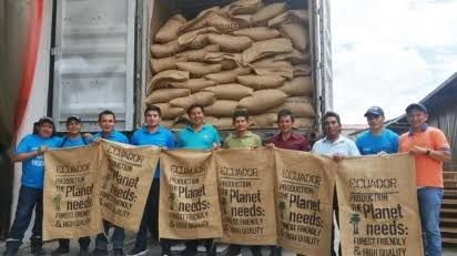 Ecuador consolida su ventaja competitiva global mientras Asia y África frenan por clima