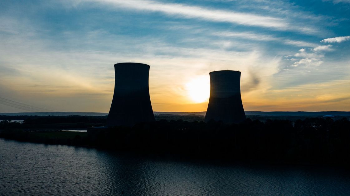 Ecuador y EE.UU. firman acuerdo para desarrollar energía nuclear civil