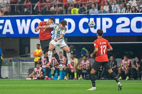 Julián Álvarez fue abucheado en su regreso al Metropolitano