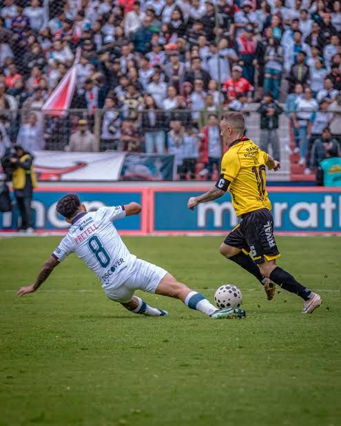 Liga de Quito venció a Barcelona SC y se acerca al hexagonal final