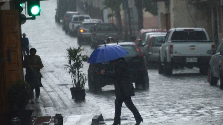 Inamhi alerta a seis provincias ecuatorianas por fuertes lluvias y vientos entre el 13 y 16 de septiembre