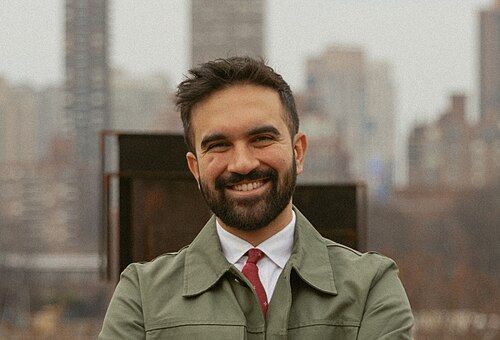 Alcalde de Nueva York, Zohran Mamdani, critica al ICE y defiende políticas migratorias locales
