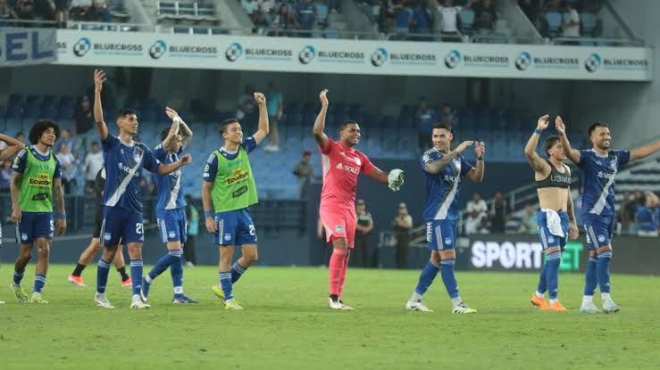 Emelec visitará a Leones este domingo y busca consolidar su liderazgo en la Liga Ecuabet