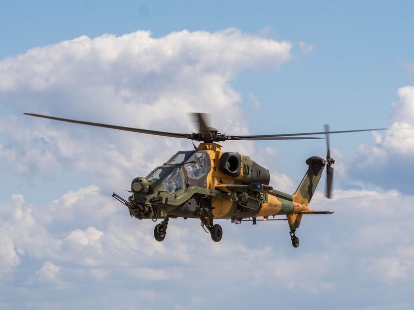 Helicóptero Apache del Ejército de EE.UU. se estrella en Texas; dos soldados mueren