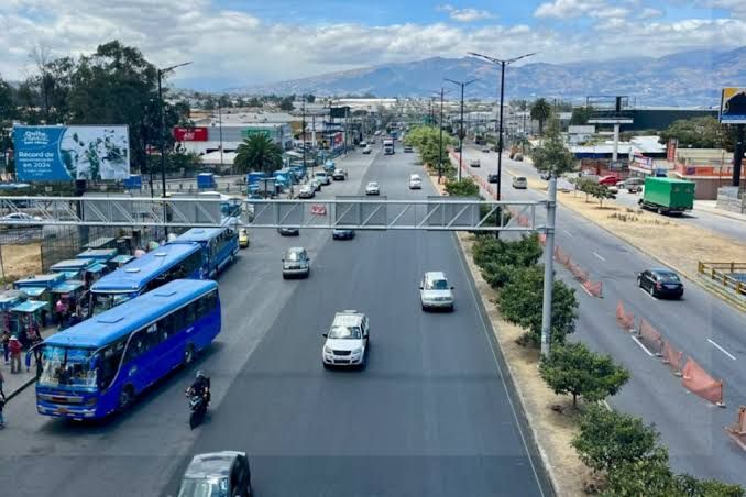 Nuevos cierres viales en la Panamericana Norte de Quito desde este sábado