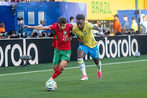 Vinícius Júnior es expulsado por tirar del pelo a otro jugador ante Villarreal