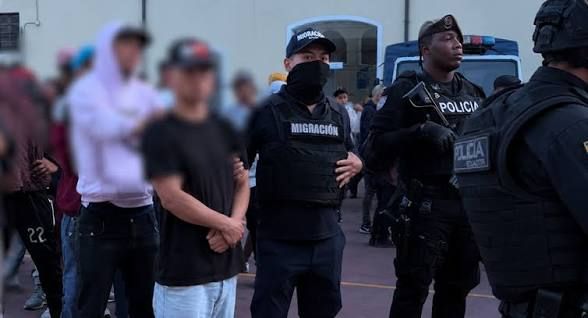 Operativos migratorios en Quito: deportan a 10 colombianos por amenazas al Estado