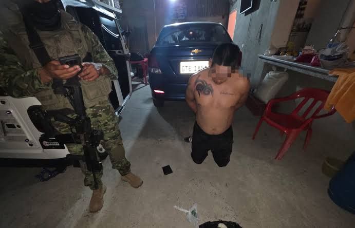 Ejército detiene a alias "La Popa" y "Shaggy" en operativo de seguridad en Daule