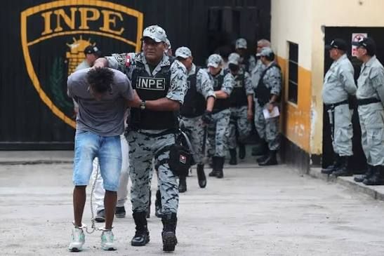 Perú declara emergencia penitenciaria para combatir crimen organizado