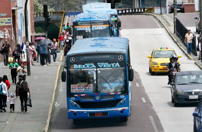 Quito medirá calidad del bus antes de subir pasaje a 40 centavos