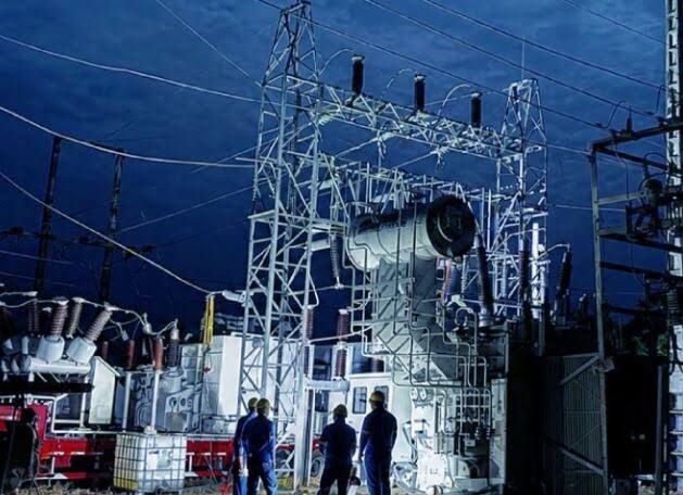 CNEL suspenderá servicio eléctrico en Los Ríos y Manabí por mantenimiento técnico este jueves