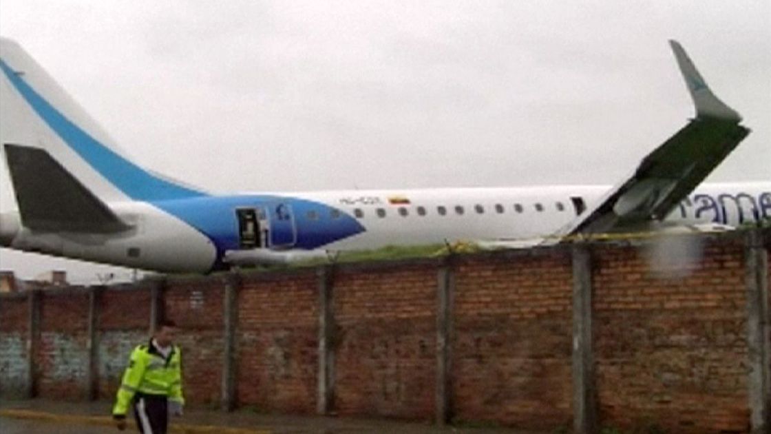 Vuelo Ecuador-España aterrizó de emergencia en Brasil por retrasos operativos y caos logístico