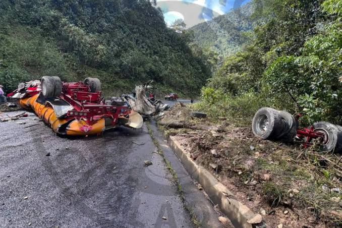 Trágico accidente en Gualaquiza-Cuenca deja un fallecido y cierra vía principal