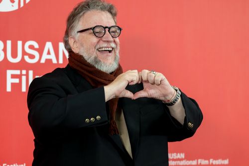 Artistas internacionales como Almodóvar y Del Toro apoyan a Lula da Silva en campaña brasileña