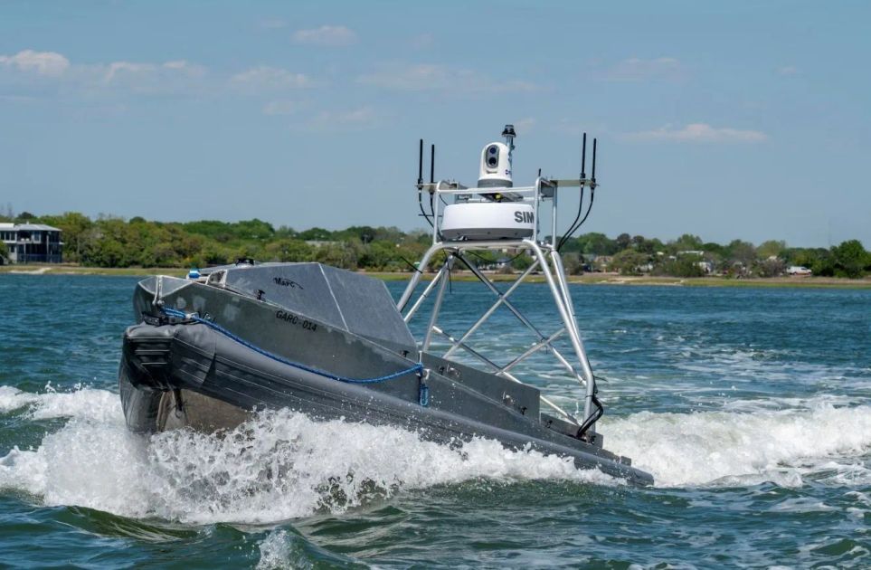 EE.UU. acelera despliegue de barcos drones armados para fortalecer seguridad marítima global