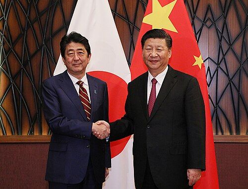 La visita de Trump a Beijing priorizó la imagen sobre los acuerdos y Xi Jinping marcó el tono
