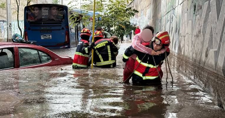 Quito debe priorizar gestión de riesgos ante lluvias intensas
