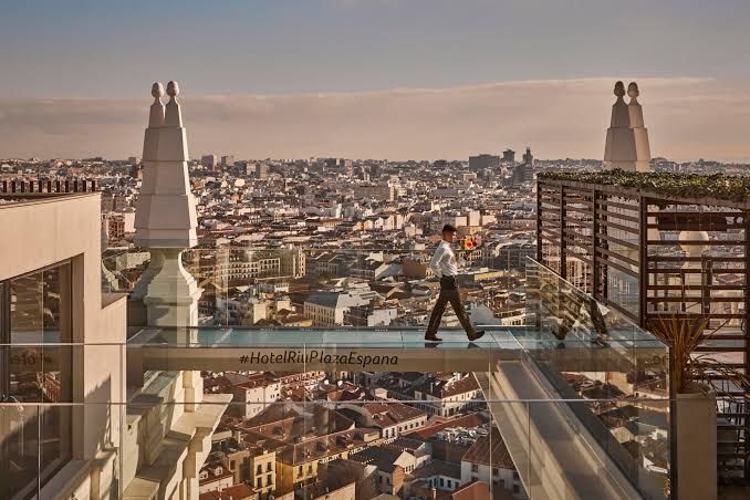 Hoteles históricos europeos demuestran que el turismo revitaliza la economía local