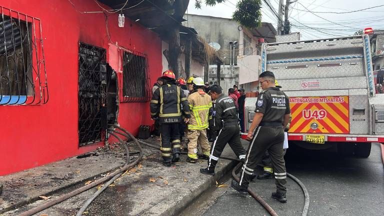 Explosión de gas deja siete heridos en Guayaquil; autoridades investigan causas del incidente