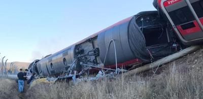 Trágico choque ferroviario en España eleva a 68 las víctimas mortales tras colisión AVE-Iryo