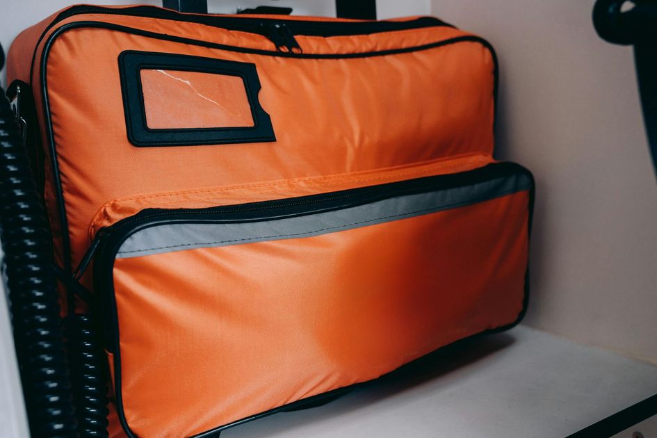 Mochila de emergencia en Ecuador: Guía oficial para prepararse ante desastres naturales