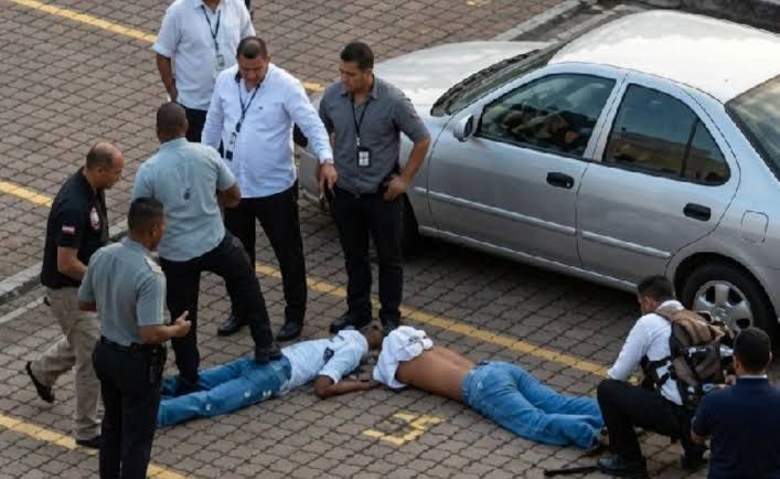 Fiscalía formula cargos contra adolescente por doble homicidio en Guayaquil