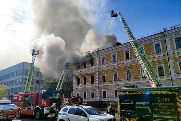 Ataque con dron ruso destruye Academia de Ciencias en Kiev dejando al menos cuatro muertos