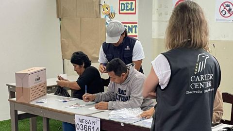 Elecciones en Perú: Controversia por reelección encubierta marca la jornada electoral