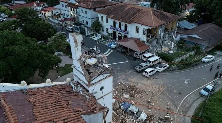 Terremoto de magnitud 7,7 sacude Panamá y deja más de 400 edificaciones dañadas