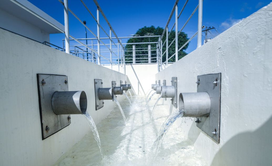 Gobierno Nacional inaugura vital sistema de agua potable que beneficia a 36 mil habitantes en Muisne