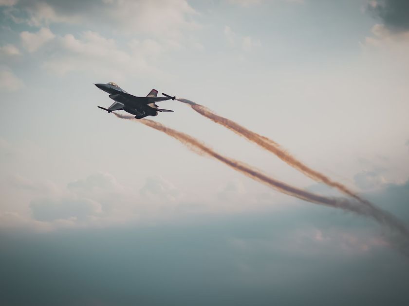 Brasil presenta el F-39E Gripen, el primer caza supersónico fabricado en América Latina