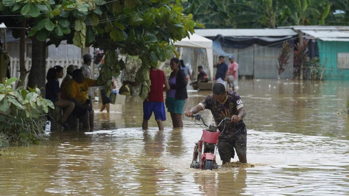 Lluvias intensas dejan 24 emergencias y ríos desbordados en Esmeraldas