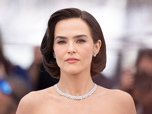 Zoey Deutch: El vínculo familiar con 'Volver al futuro' de la estrella ecuatoriana