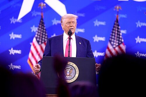 Trump exige nuevo liderazgo en Ucrania y critica a Zelenski por obstaculizar la paz