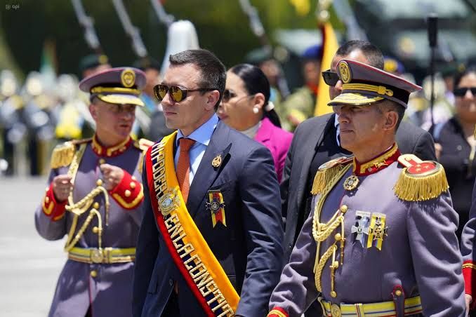 Noboa exalta el rol estratégico de la FAES en la lucha contra el narcotráfico y celebra sus 106 años