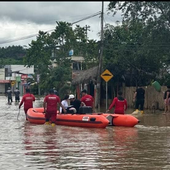 Hallan cadáver de joven desaparecido por fuga de amoníaco en Manta: la tragedia confirma el riesgo industrial