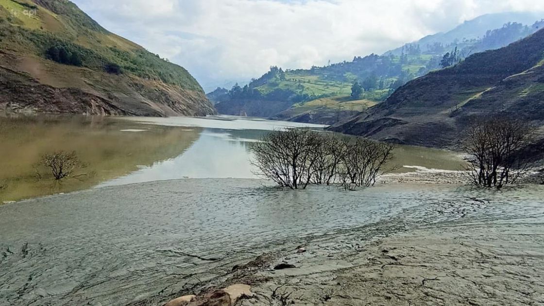 Ecuador enfrenta alerta roja por El Niño: Sequías extremas amenazan cuencas de hidroeléctricas clave
