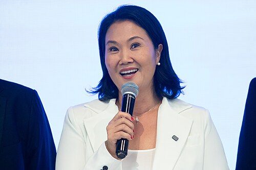 Keiko Fujimori gana segunda vuelta presidencial en Perú derrotando a Roberto Sánchez