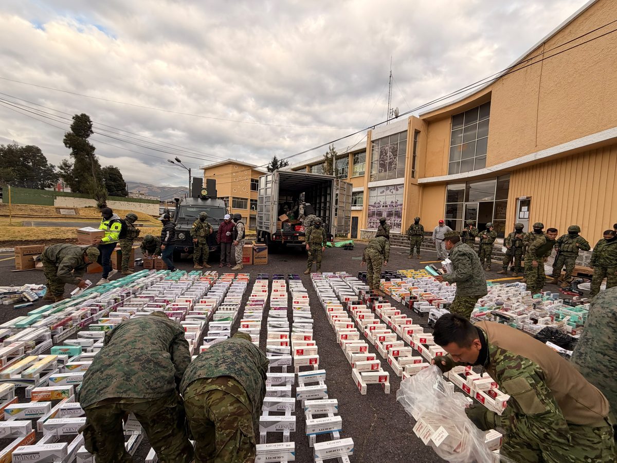 Fuerzas del Estado decomisan 600 mil cigarrillos de contrabando en Guayaquil