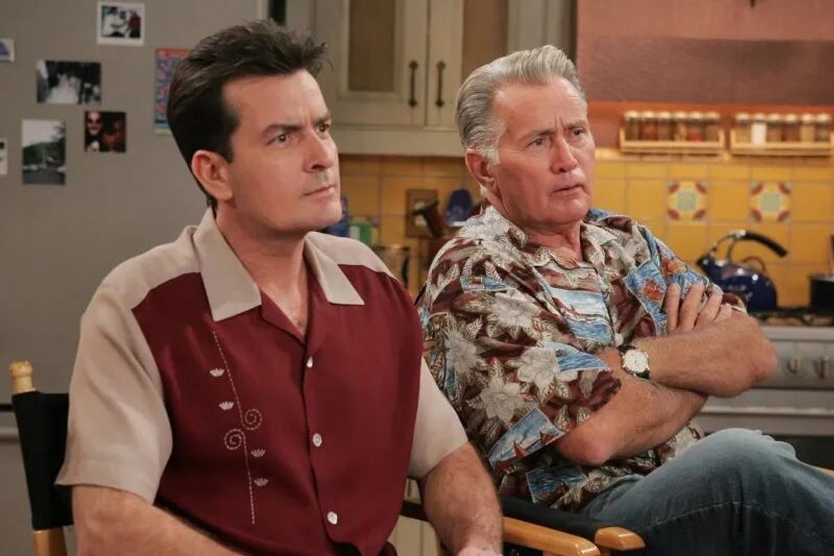 Charlie y Martin Sheen retomarán roles de padre e hijo en nueva serie 'Happy Jack'