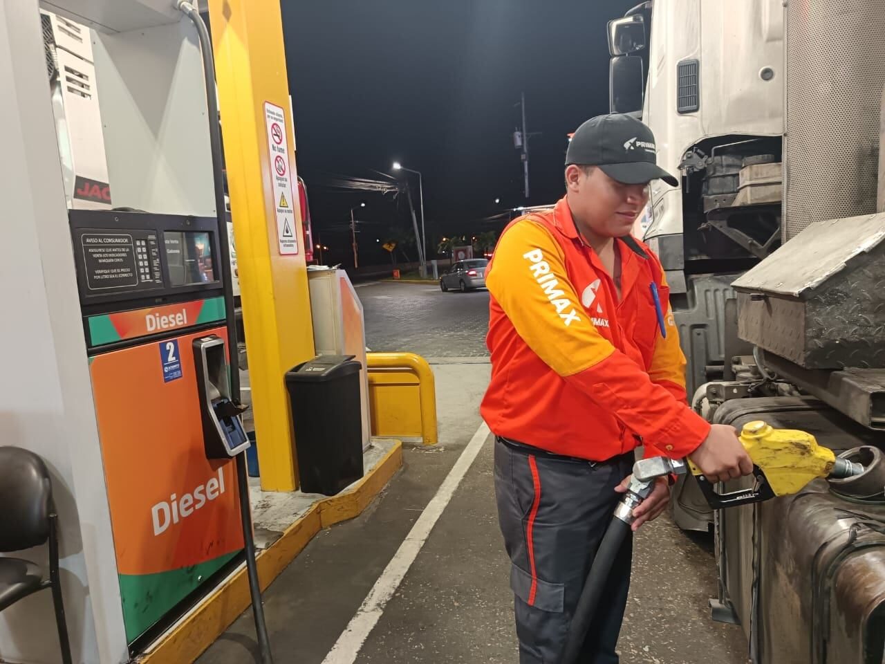 Gobierno de Noboa mejora calidad del diésel premium reduciendo azufre para impulsar economía
