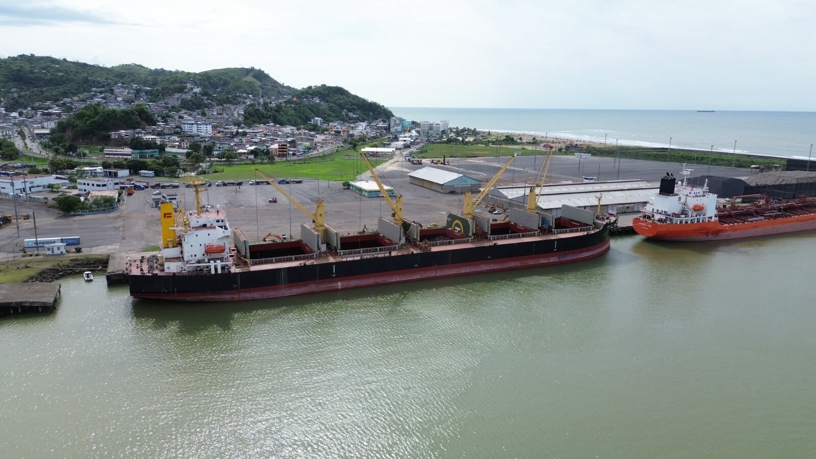 Gobierno impulsa modernización del puerto de Esmeraldas con inversión privada de 191 millones