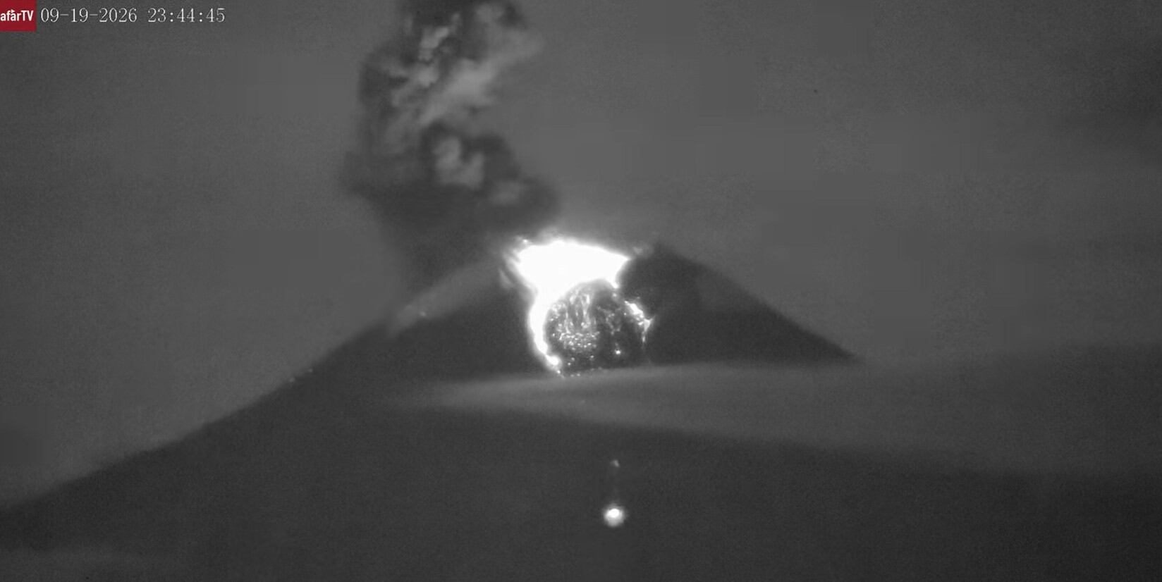 Alerta por caída de ceniza en Chimborazo tras actividad sísmica en el volcán Sangay