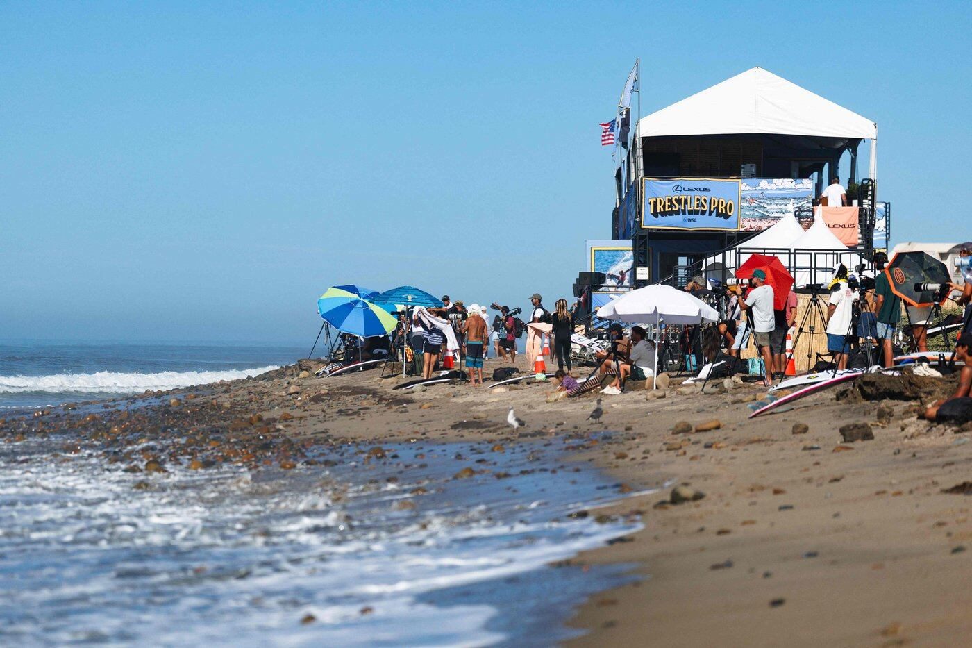 California activa emergencia ante El Niño mientras Ecuador monitorea sus efectos climáticos