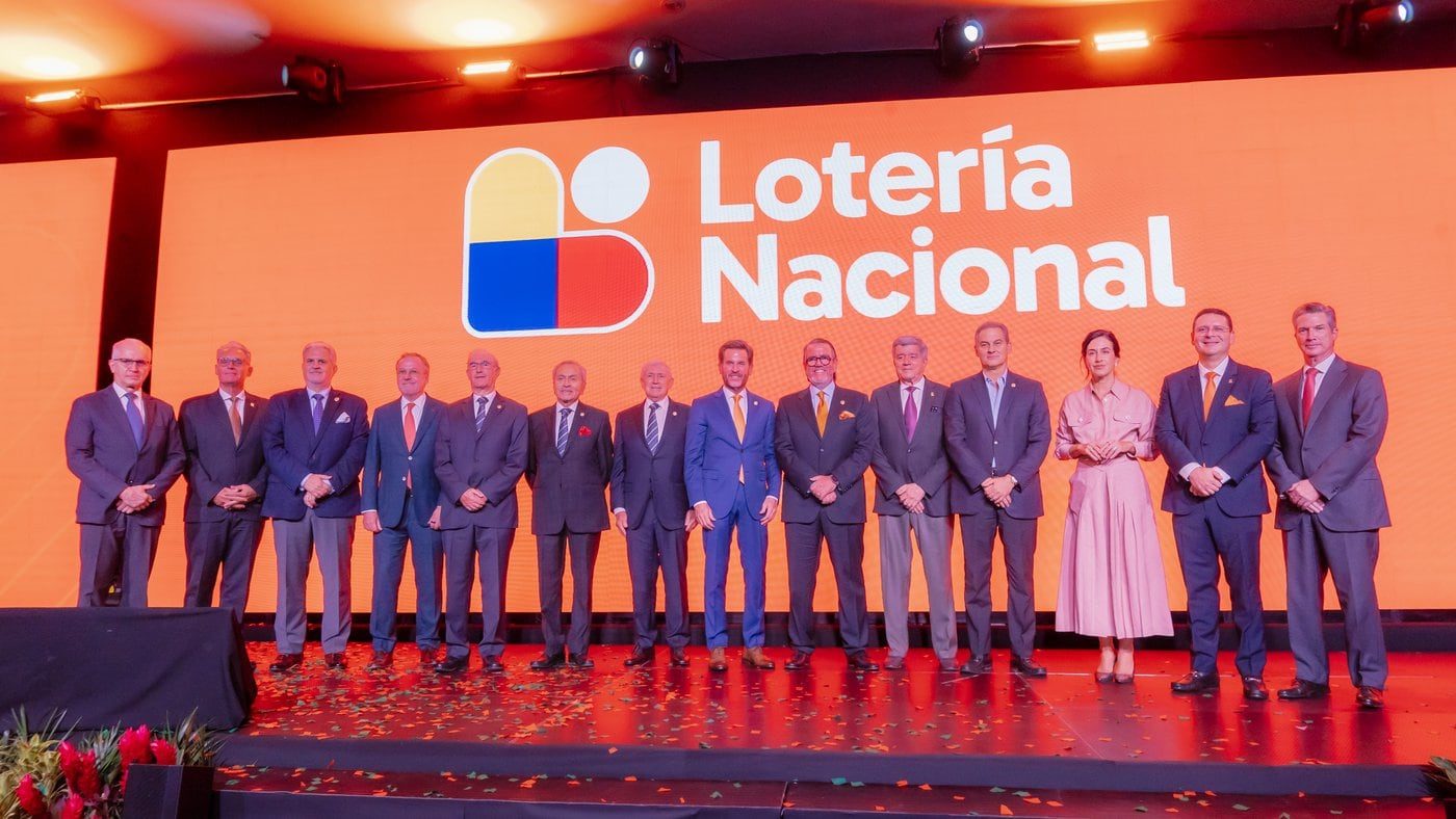 Lotería Nacional renueva imagen institucional tras 132 años y lanza campaña navideña millonaria