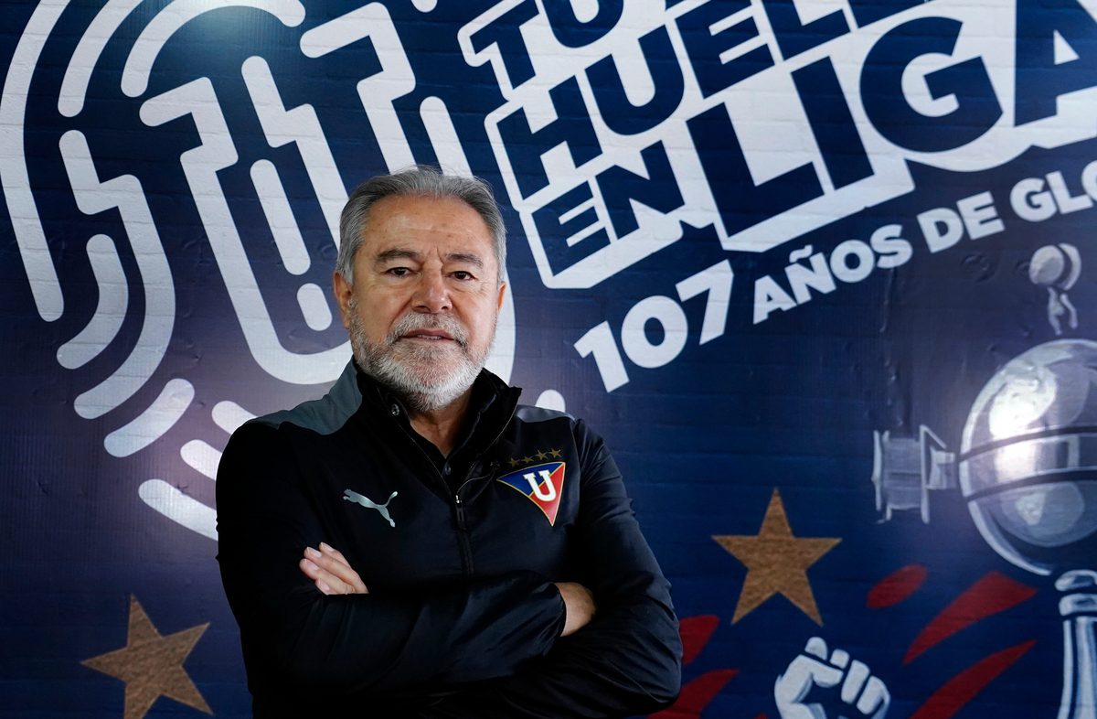 Isaac Álvarez reelegido presidente de Liga Deportiva Universitaria hasta el año 2031