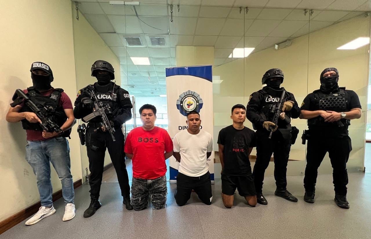 Policía detiene a tres sospechosos por homicidio en Lago Agrio y asegura evidencias clave